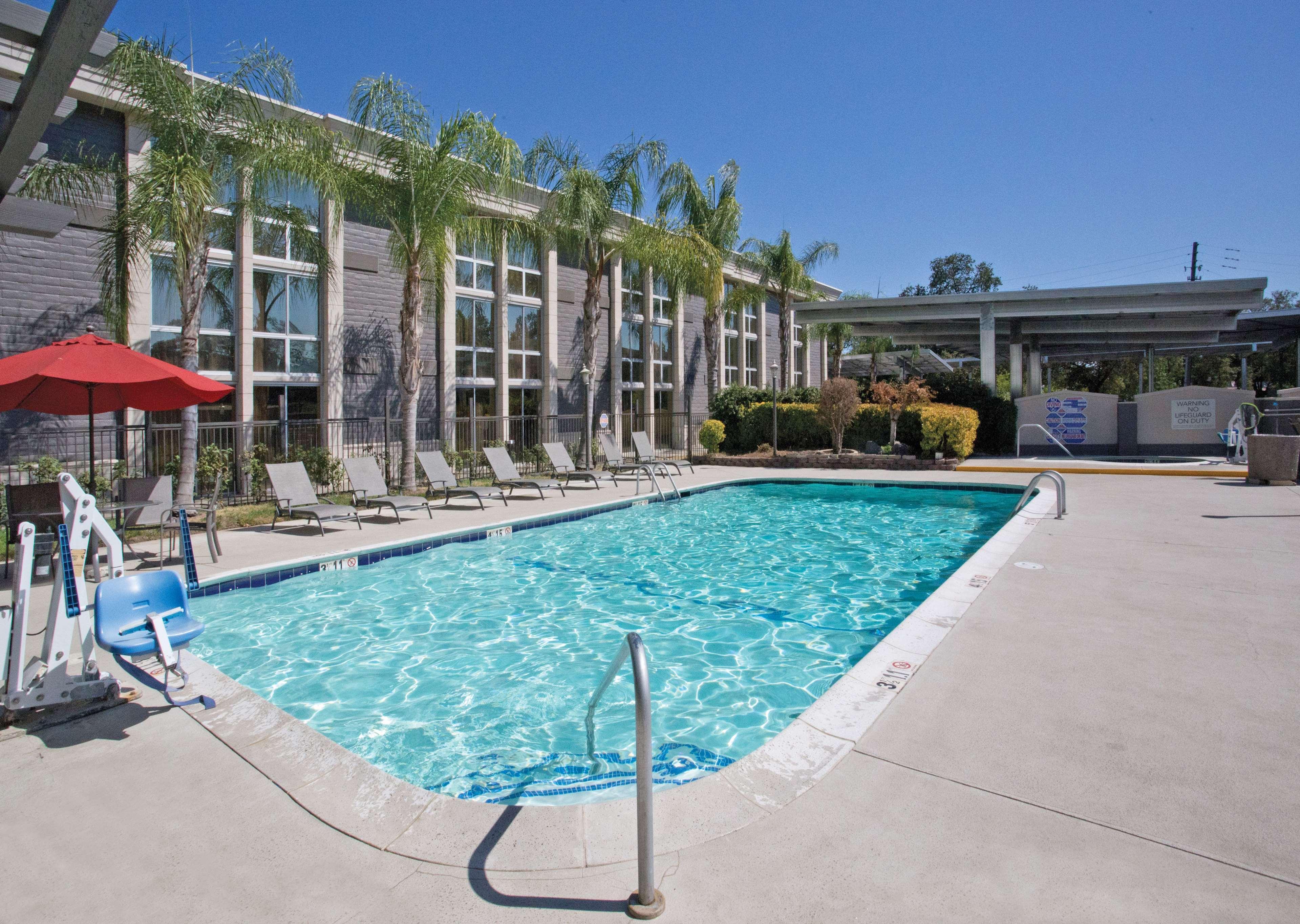מלון Doubletree By Hilton Chico, Ca מראה חיצוני תמונה